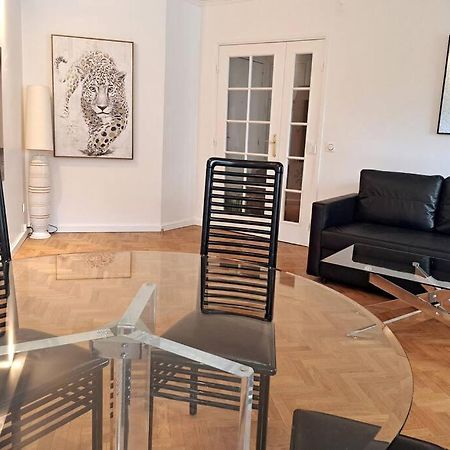 Appartement Aux Portes De Paris Et 5 Minutes Du Metro Charenton-le-Pont Luaran gambar