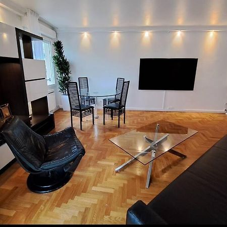Appartement Aux Portes De Paris Et 5 Minutes Du Metro Charenton-le-Pont Luaran gambar