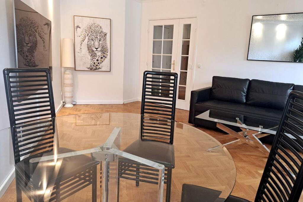 Appartement Aux Portes De Paris Et 5 Minutes Du Metro Charenton-le-Pont Luaran gambar