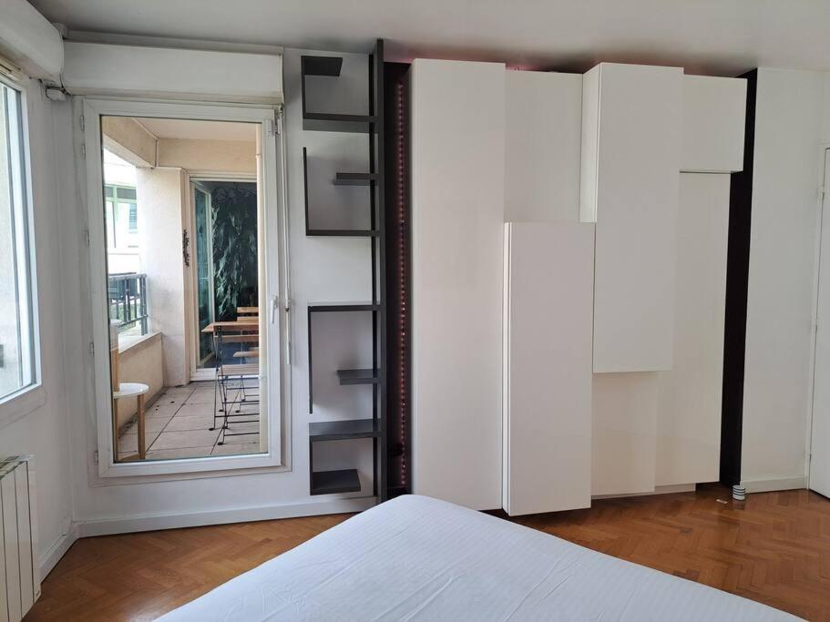 Appartement Aux Portes De Paris Et 5 Minutes Du Metro Charenton-le-Pont Luaran gambar