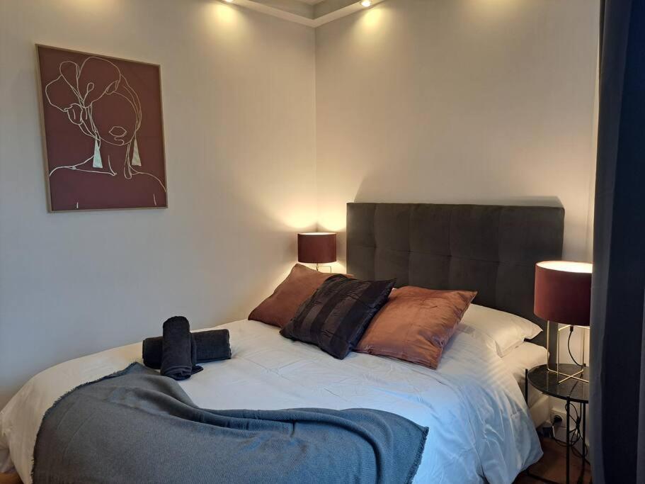 Appartement Aux Portes De Paris Et 5 Minutes Du Metro Charenton-le-Pont Luaran gambar